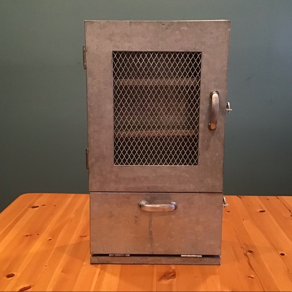 Vintage Other - VINTAGE INDUSTRIAL GALVANIZED METAL WALL CABINET